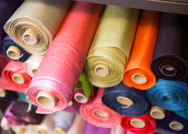 PHẾ LIỆU ĐẠI QUANG – Đối tác tin cậy của hàng trăm xưởng may, nhà máy tại Hà Đông và khắp Hà Nội. Thu mua vải vụn thanh lý tại Hà Đông Hà Nội 📞 Gọi ngay 0941 200 456 – 0979 988 182 để được tư vấn và báo giá MIỄN PHÍ!